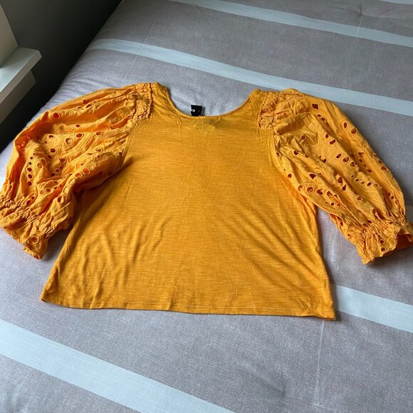NWT Express Bright Orange Puff Sleeve Blouse – Women’s Size Large - Picture 13 of 13